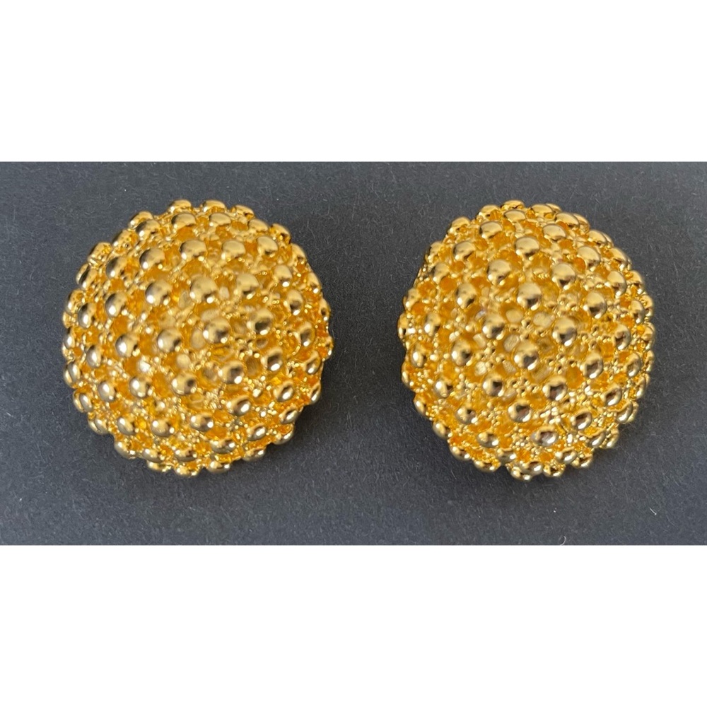 Vintage Gold Hobnail Clip On Earrings